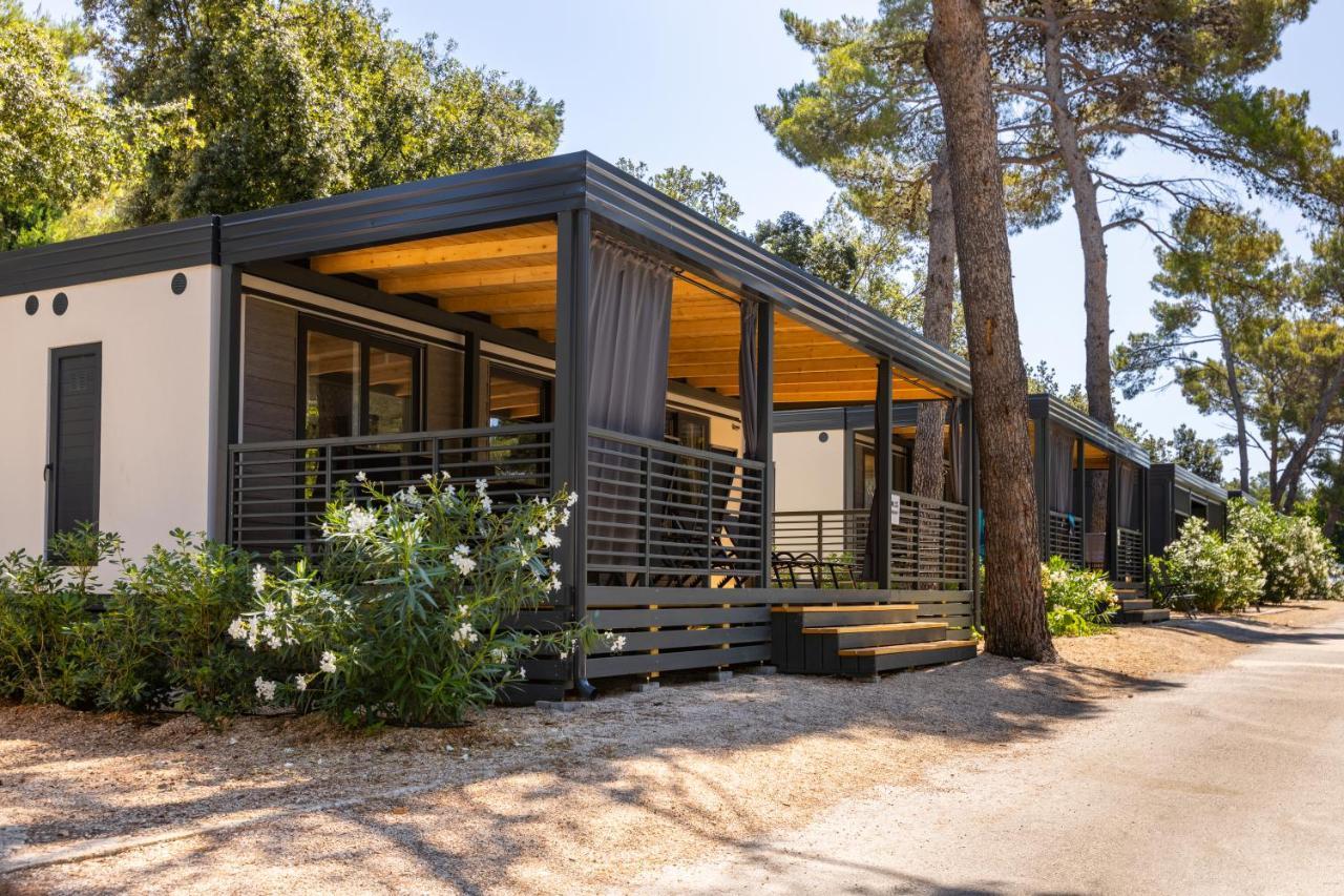 Mobile Homes & Ljutic Vakantiepark