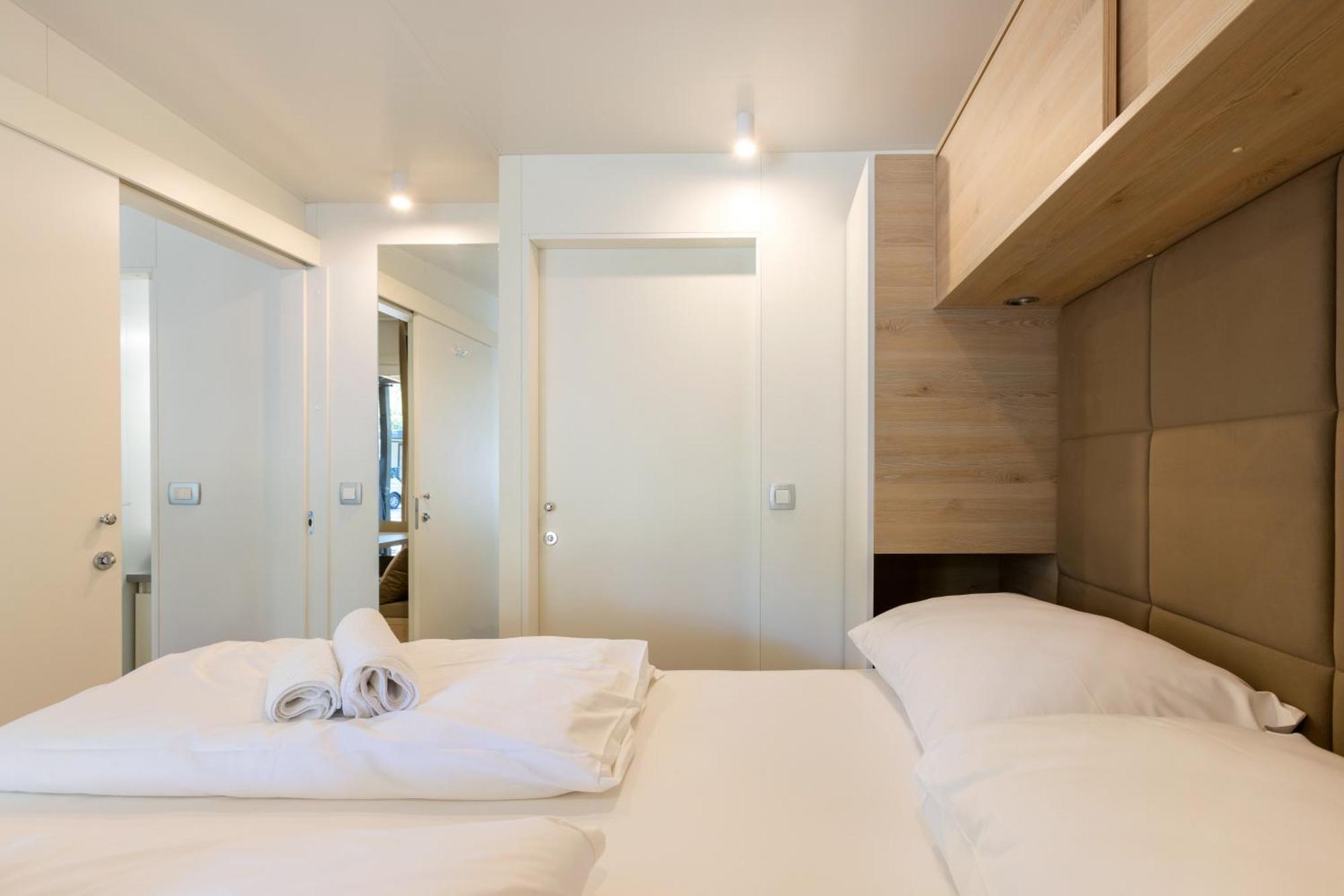 Mobile Homes & Ljutic Vakantiepark 3*