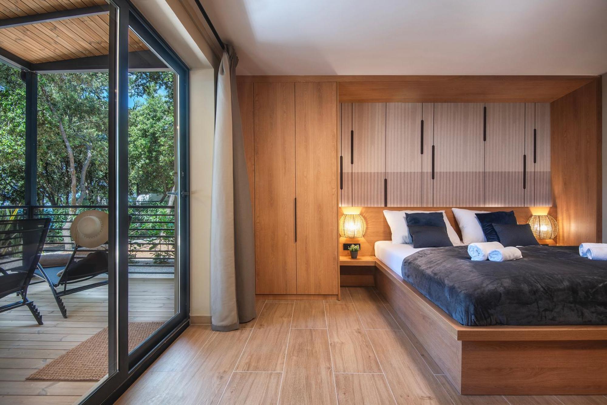 Mobile Homes & Ljutic Vakantiepark 3*