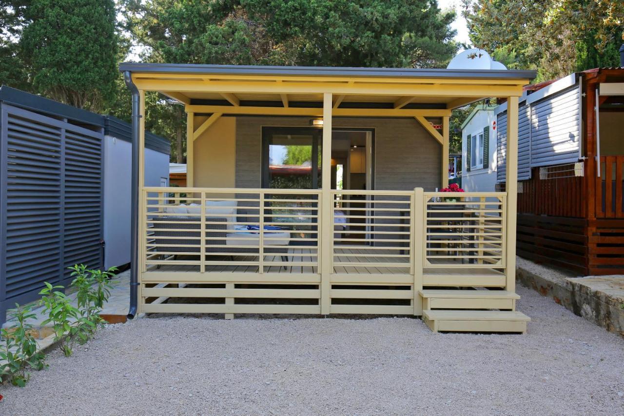 Mobile Homes & Ljutic 3*